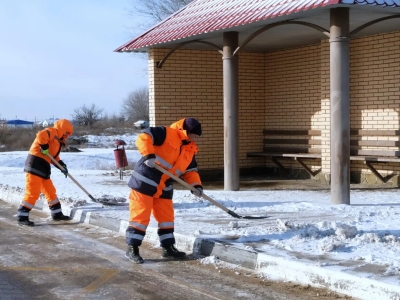 Более двухсот дорожных машин готовы выйти на трассы Астрахани из-за непогоды
