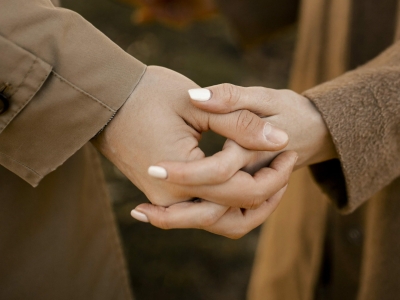 Спасатель и диспетчер МЧС из Петербурга рассказали историю своей любви