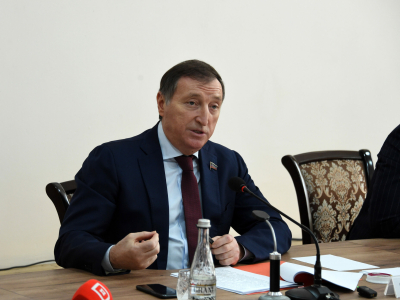 Аскендеров взял под контроль судьбы детей-сирот в Избербаше