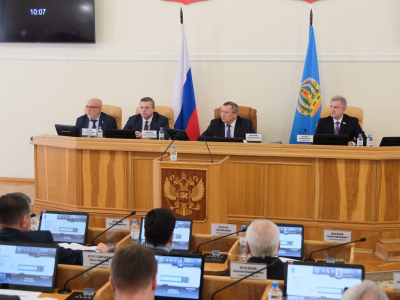 Игорь Мартынов поддержал эксперимент с гостевыми домами в Астраханской области