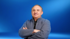 Николай Фоменко стал амбассадором Авито Авто - Фото