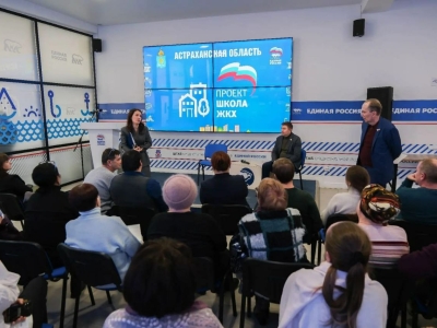 Игорь Седов провел рабочую встречу в рамках проекта «Школа ЖКХ» 