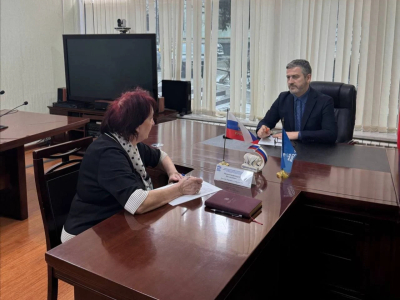 В Махачкале прошел прием граждан с участием депутата и главврача