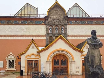 В Москве восстановят резные двери главного здания Третьяковской галереи