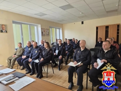 Полицейские Калининграда собрали дружинников за круглым столом