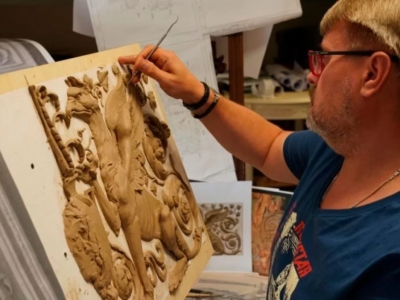 В Советске историческому дому вернули утраченную башню с драконами