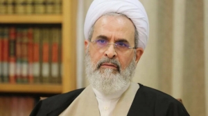 Арафи возглавил временную власть в Иране - Фото