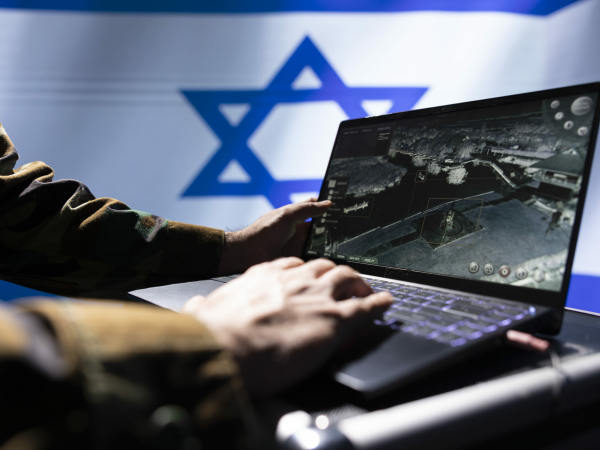 Израиль нанес масштабную серию ударов по Ирану - Фото