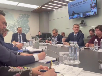 Дрозденко поручил повысить дисциплину при строительстве соцобъектов в Ленобласти