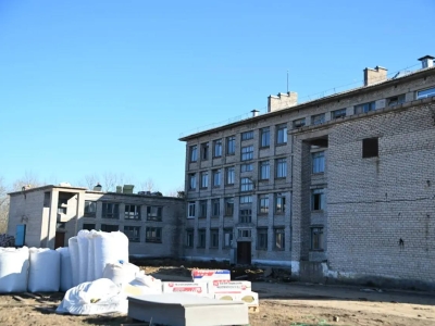 В Ленобласти Госстройнадзор разрешил реконструкцию Ивангородской школы №2