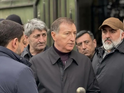 Председатель парламента Дагестана Аскендеров посетил пострадавшие от паводков села