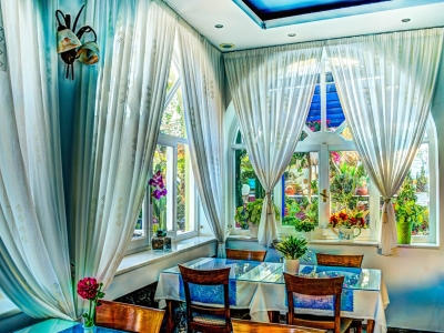 Мэрия Ярославля ввела налоговые каникулы для кафе и ресторанов в центре города