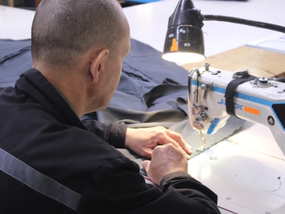 В ИК-3 Свердловской области сошьют около 5 тысяч зимних шапок для осужденных