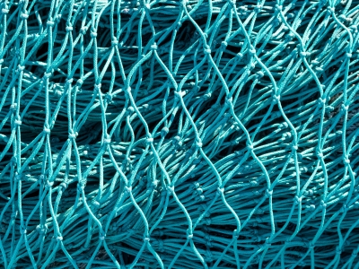 В Петербурге старые рыболовные сети отправили на защиту бойцов СВО