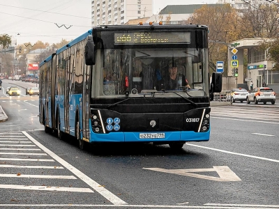 В Москве начали действовать дополнительные выделенные полосы для автобусов