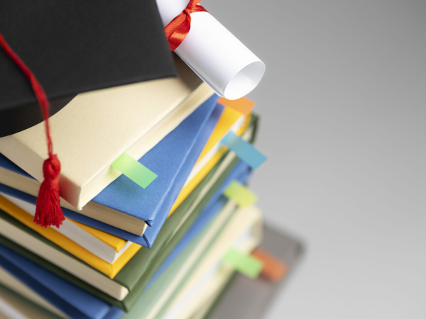 Вузы изменили правила поступления абитуриентов перед новым учебным годом - Фото