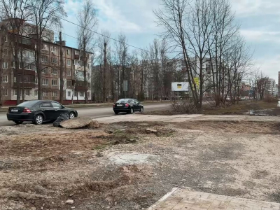 В Ярославле ремонтируют улицу Панина в Дзержинском районе