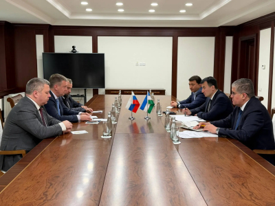 Кирилл Поляков в рамках ИННОПРОМа обсудил с коллегами из Узбекистана развитие совместной торговли
