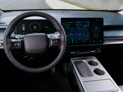 В Санкт-Петербурге электромобили пополнили парк городского каршеринга