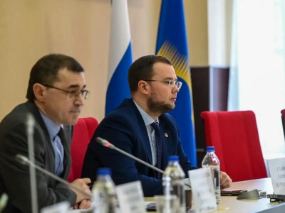 Иван Лебедев принял участие в заседании Совета депутатов города Мурманска