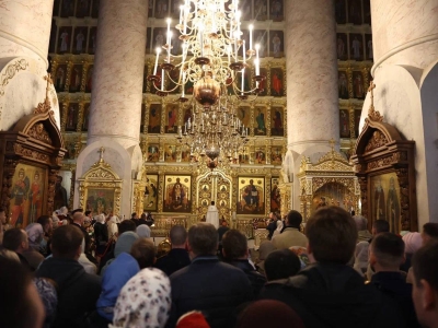 Игорь Бабушкин поздравил астраханцев с Пасхой