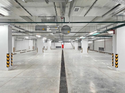 В Москве выставили на торги 80 машино-мест в районе Косино-Ухтомский