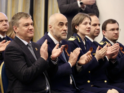Поляков поздравил «Петербургский метрополитен» с получением Почетного знака РФ «За успехи в труде»