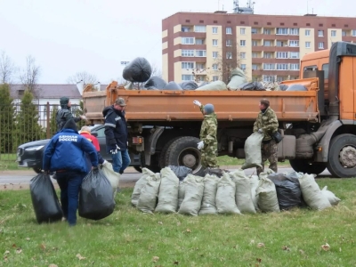 В апреле на субботники вышли более 200 тысяч жителей Ленобласти