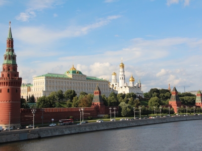 В Москве и области ввели желтый уровень погодной опасности из-за грозы