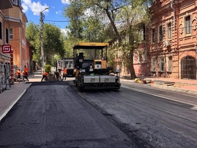 Дорожные работы на двух важных улицах Астрахани близки к завершению