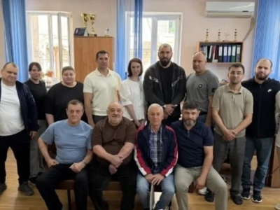 В Астрахани поздравили с юбилеем олимпийского чемпиона Сурена Налбандяна