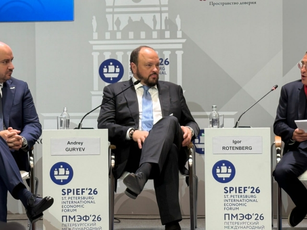 Половина удобрений уходит впустую: на ПМЭФ-2026 предложили решение - Фото