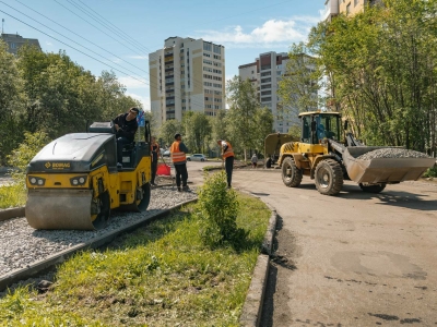 Иван Лебедев рассказал о ходе дорожных работ на проспекте Ледокольном и улице Беринга в Мурманске