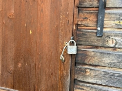 Приставы помогли ярославне получить доступ к наследству отца