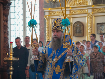 Игорь Мартынов пожелал астраханцам мира и добра в праздник Успения