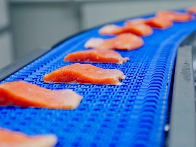 Более 11 тыс. тонн морепродуктов направило московское предприятие в регионы