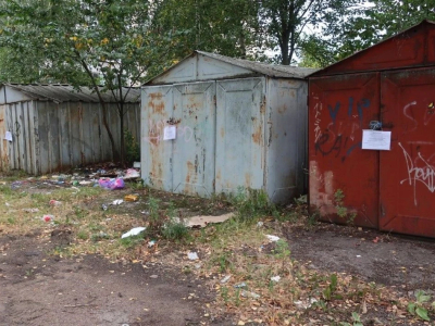 В Выборге на улице Рубежной часть гаражей пойдет под снос