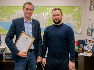 Лебедев наградил 68 работников дорожного хозяйства